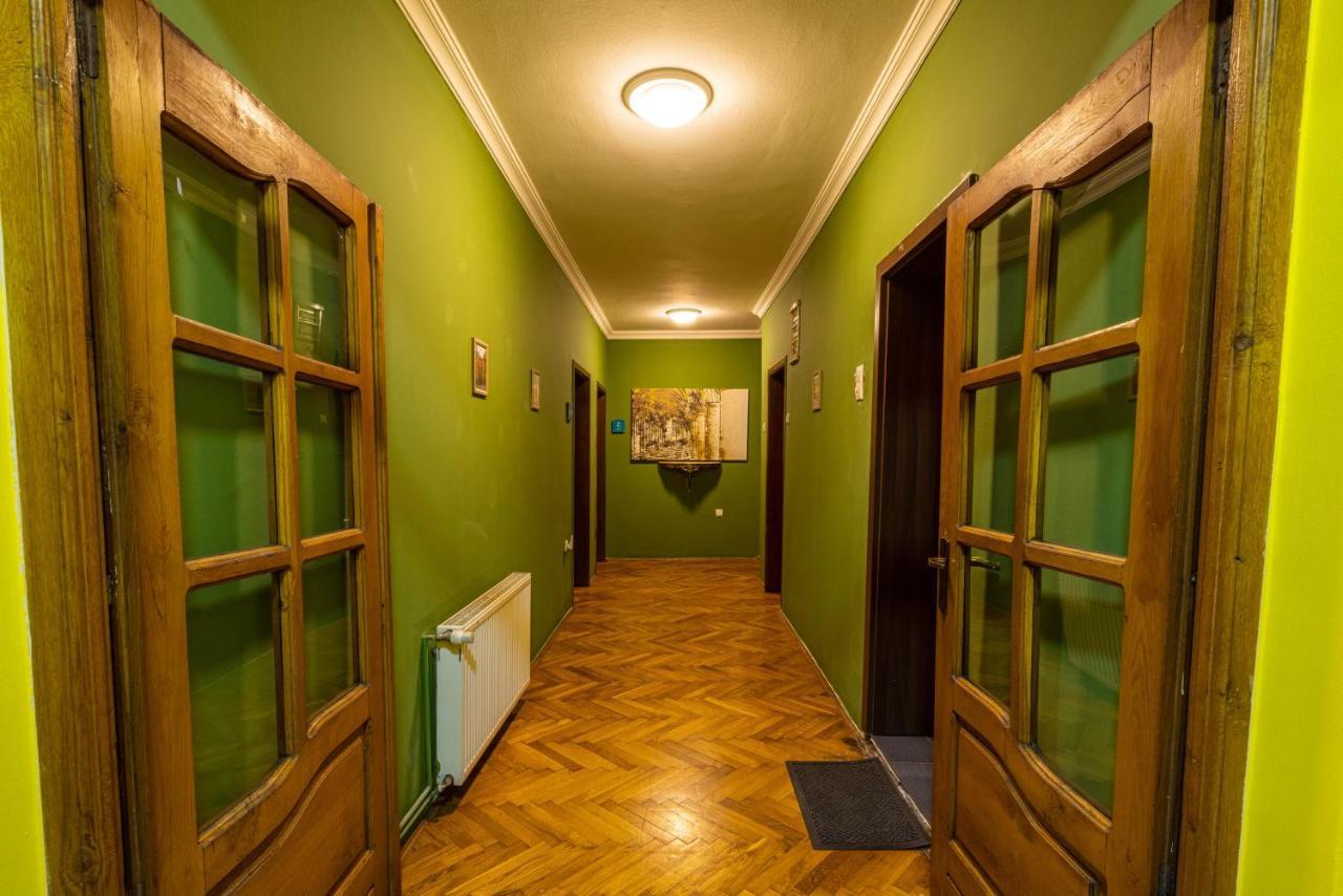 Hostel Prishtina Backpackers Pristina Buitenkant foto